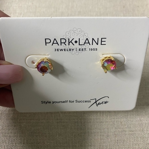 IMPRESSION Studs EACH - Picture 15 of 16